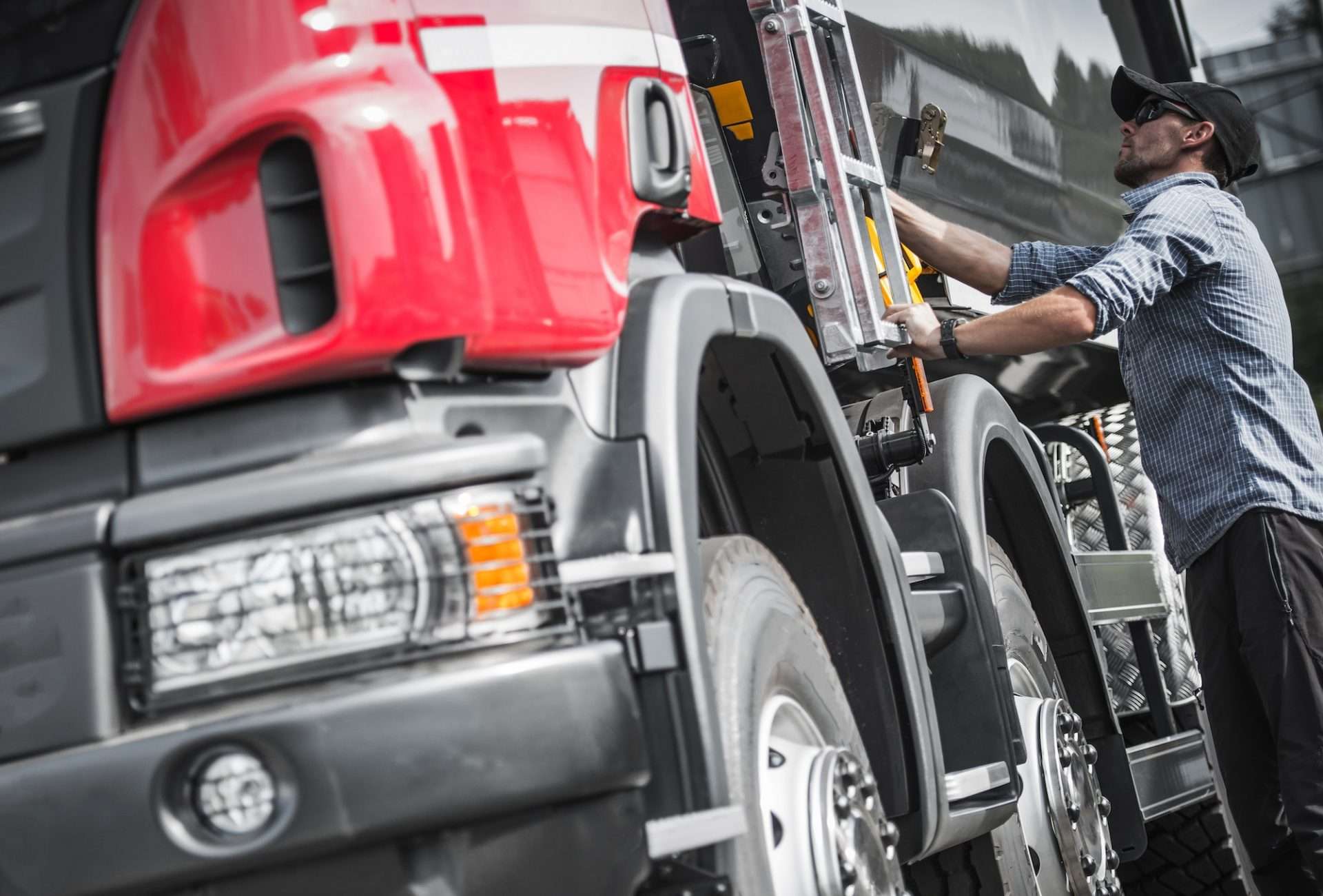 Truck Driver Final Load Check